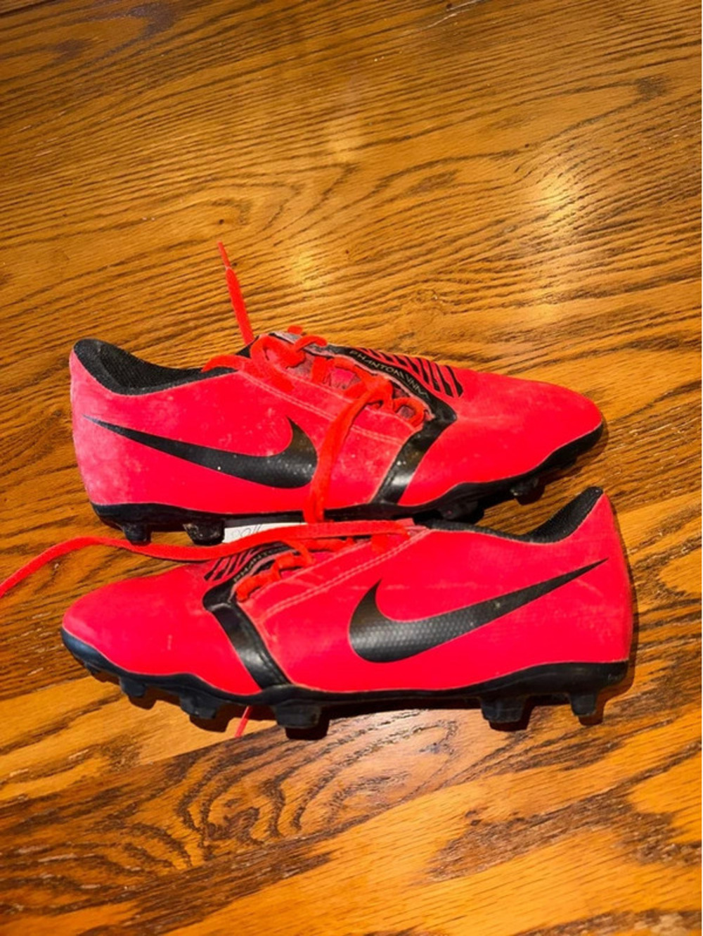 Nike phanton cleats size 4